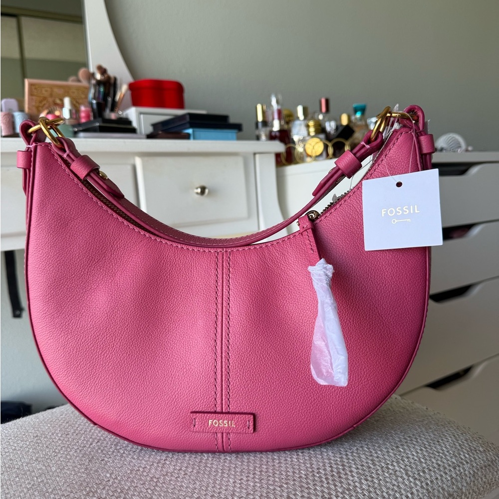 Fossil Genuine Leather Pink Hobo Bag New with tags
